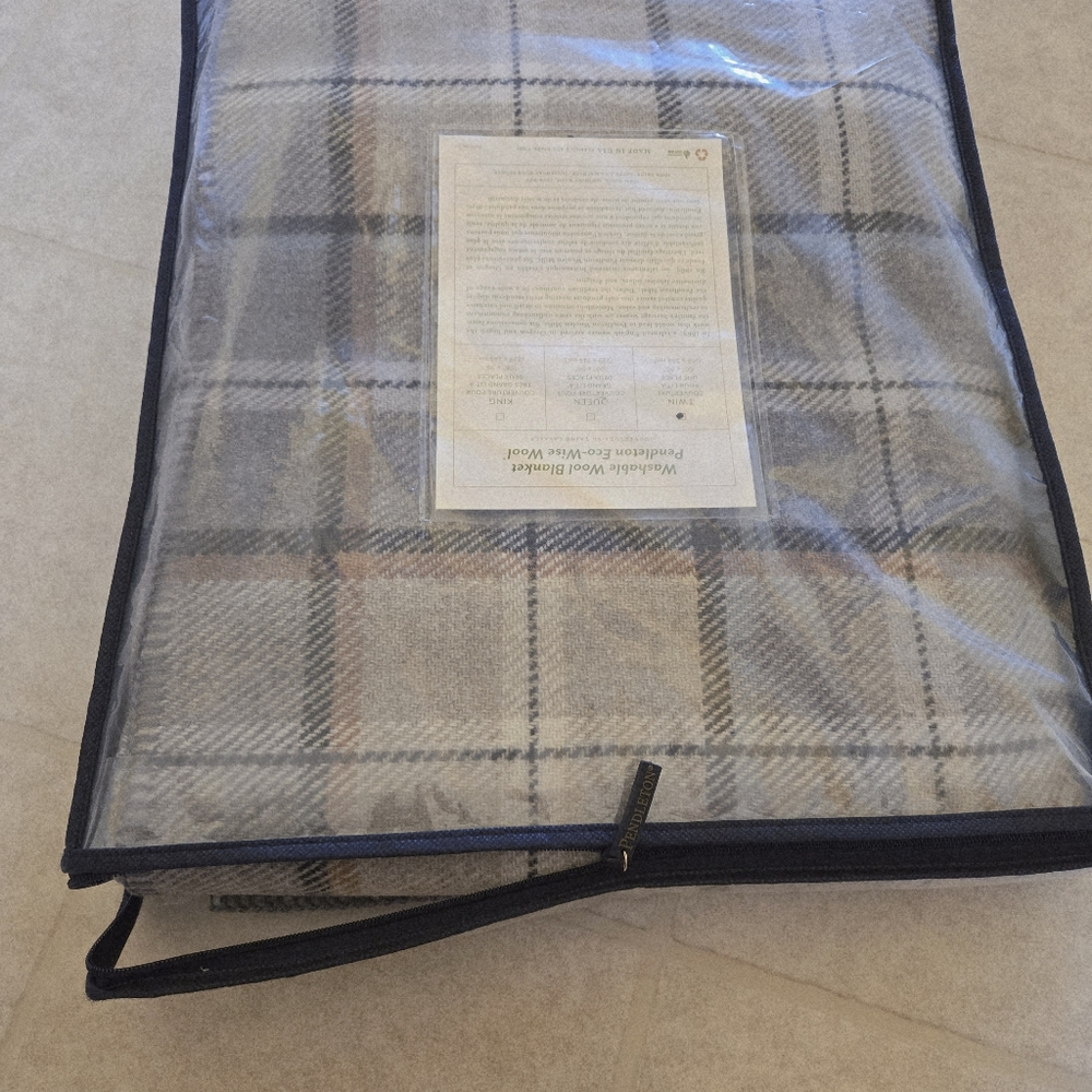 Pendleton Eco-Wise Pearl Plaid Washable 100% Wool Blanket, Twin 66" x 96" USA - Picture 4 of 16